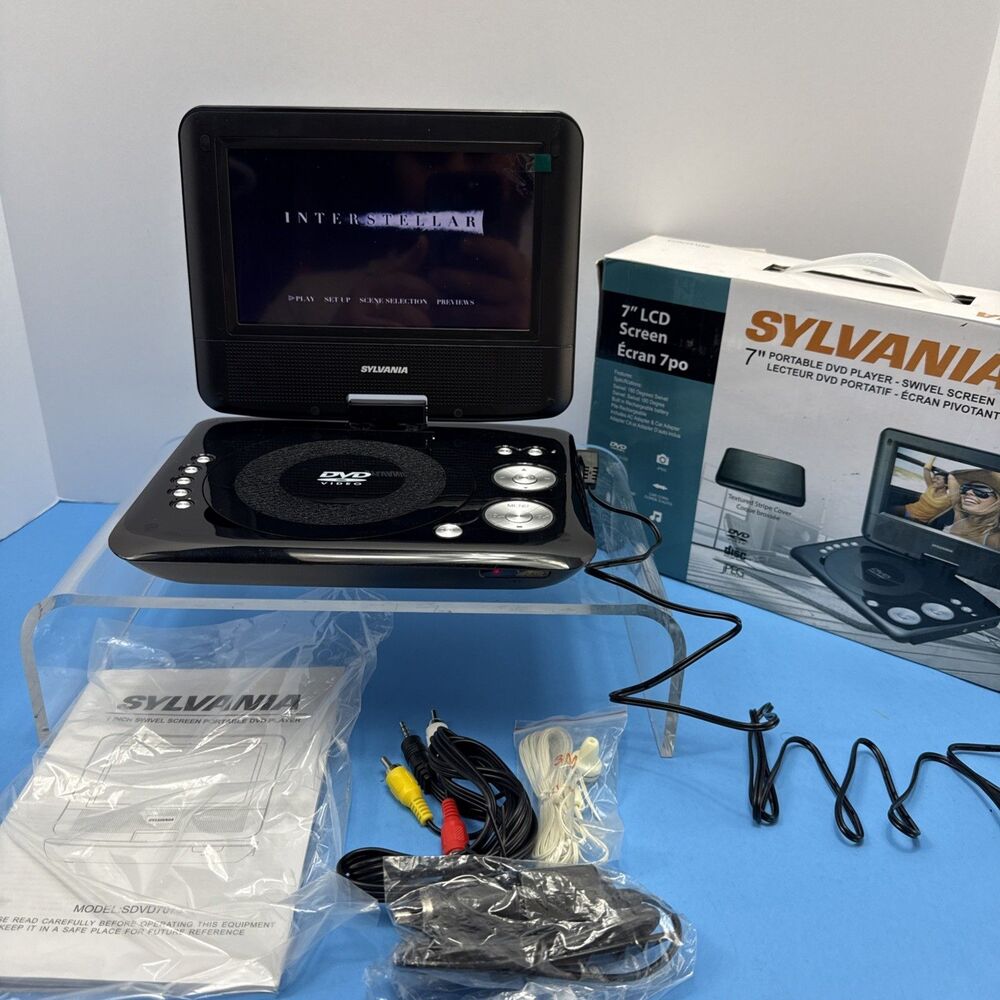 Sylvania Portable DVD Player SDVD7073-EO Swivel 7-Inch + 4 Movies